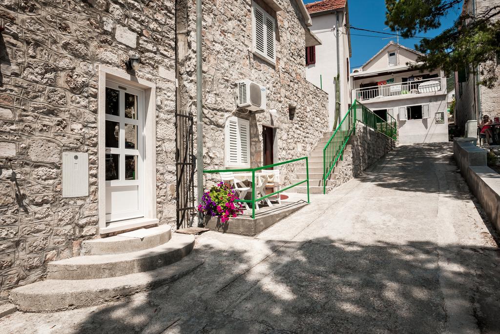 Old Town Accommodation Bol Exterior foto